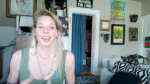 Glamazonx online show from 03-28-26, 09:25