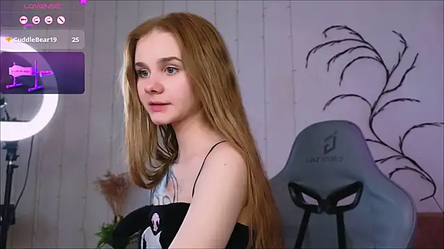 Britney Lynch online show from 01-23-25, 12:14