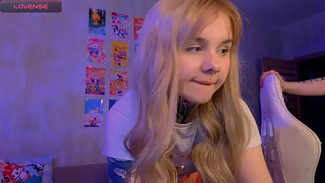 Britney Lynch online show from 01-14-26, 08:03