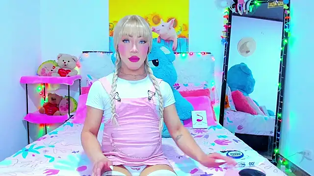 Candy Candy   online show from 10-24-25, 09:33