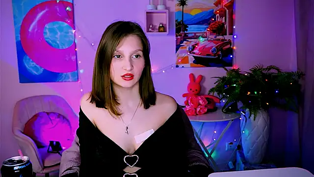 EllaHorton online show from 04-27-26, 03:54