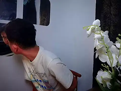 Asiantwink21 online show from 10-01-25, 04:13