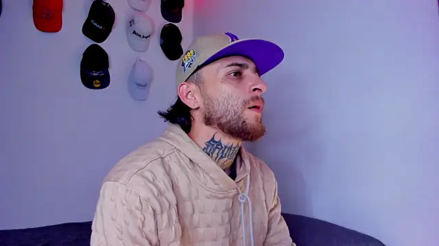 Drako Lamar online show from 04-21-26, 04:08