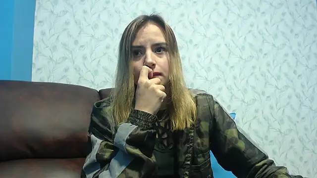 Snapshot of Ariel_Oceann chatting on 01-20-25, 01:53 Ariel Oceann online show from 01-20-25, 01:53