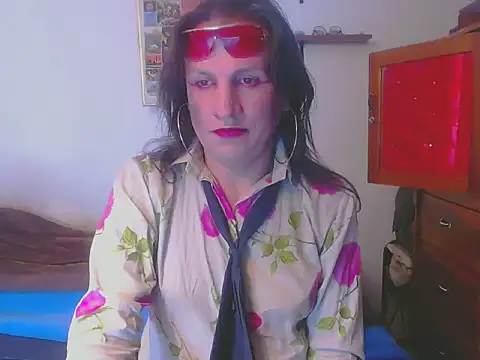 LorenJade online show from 01-13-26, 06:29