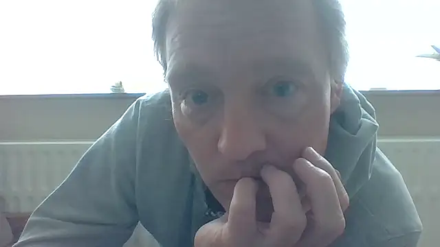 bertolini online show from 04-15-26, 01:18