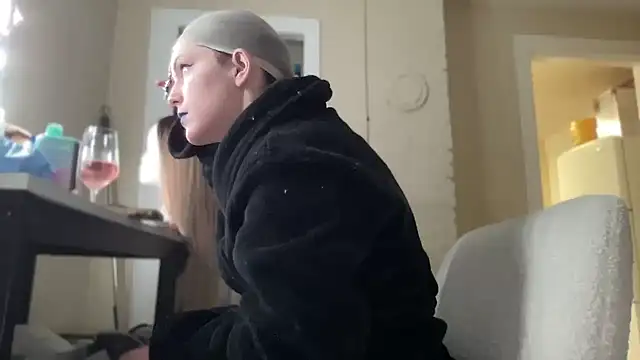 Snapshot of sexylilly69 chatting on 03-15-25, 11:17 sexylilly69 online show from 03-15-25, 11:17