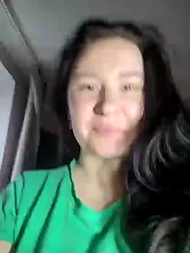 Snapshot of AlexaLexie chatting on 12-12-24, 11:40 AlexaLexie online show from 12-12-24, 11:40