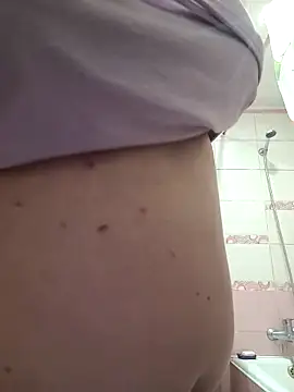 Snapshot of AlexaLexie chatting on 03-14-25, 09:35 AlexaLexie online show from 03-14-25, 09:35