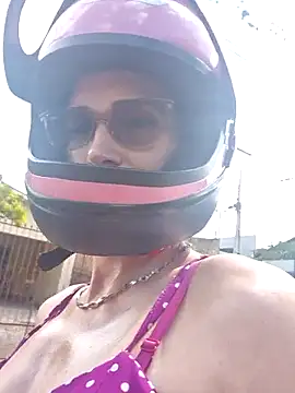 Irresistible24 online show from 01-17-26, 05:49