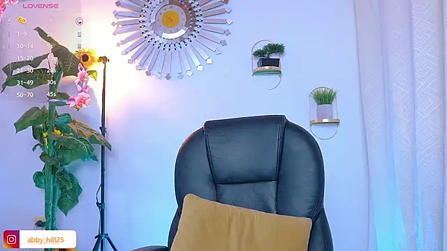 abbyhill27 online show from 03-14-25, 02:42