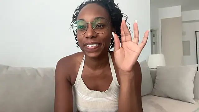 Snapshot of smileybabe chatting on 07-29-26, 09:07 smileybabe online show from 07-29-26, 09:07