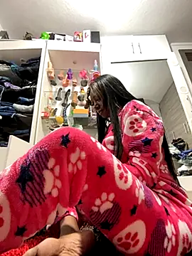 SUUKAM online show from 10-04-25, 01:20