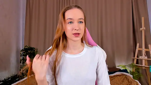 Sweett Monica online show from 09-11-25, 01:06