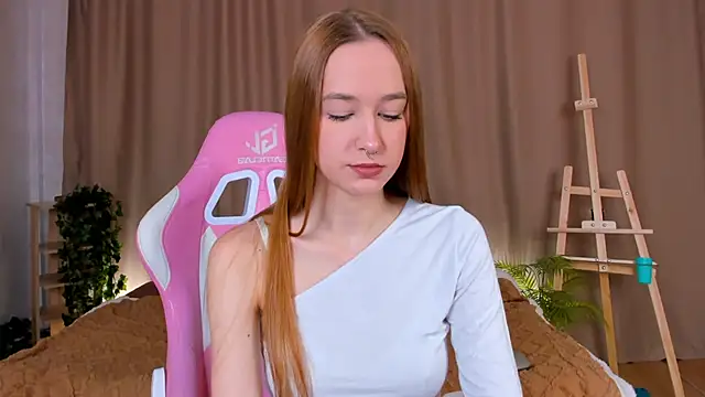 Sweett Monica online show from 09-16-25, 01:28