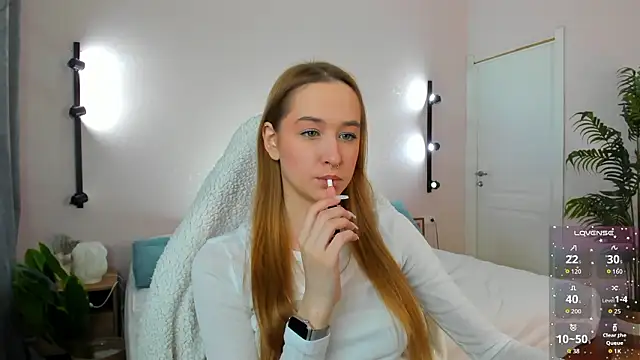 Sweett Monica online show from 03-24-26, 12:48