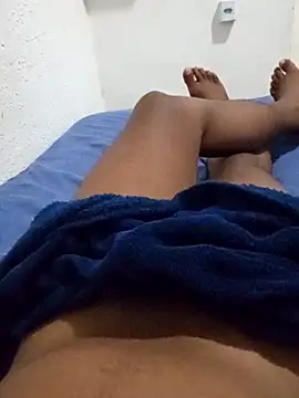 Snapshot of karolgree chatting on 03-16-25, 02:43 karolgree online show from 03-16-25, 02:43