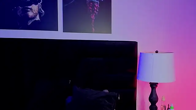 Snapshot of JuanCamiilo_66 chatting on 02-14-26, 01:24 JuanCamiilo 66 online show from 02-14-26, 01:24