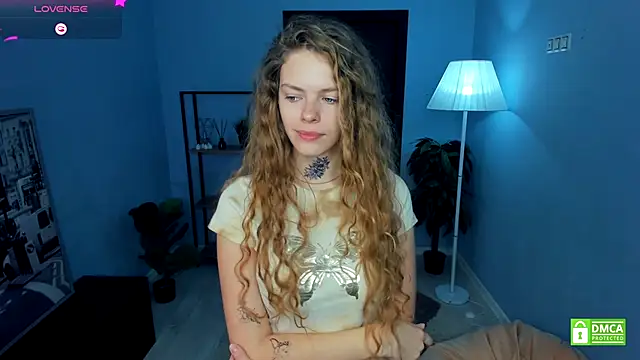 RayaNenlia online show from 12-15-25, 05:12