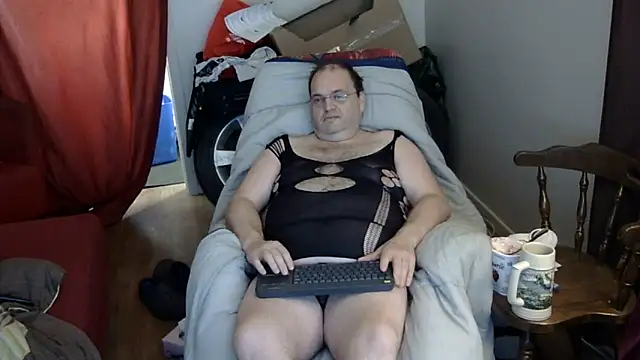 caressonnous online show from 12-05-25, 03:52