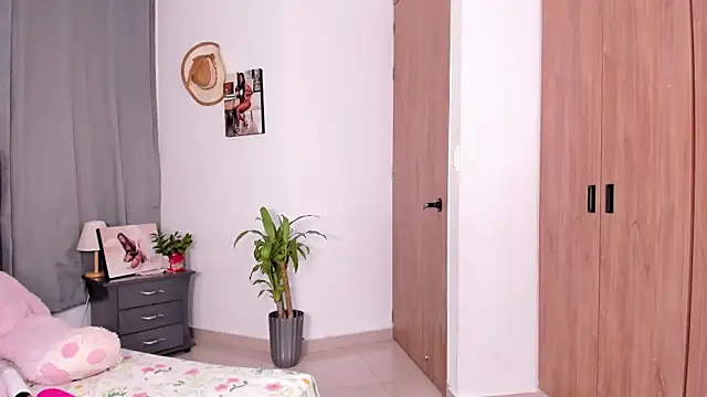 AfroditaRoy online show from 03-11-26, 12:05