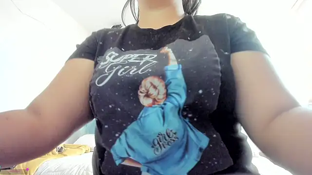 Snapshot of Melody_bonnie chatting on 02-12-25, 07:24 Melody bonnie online show from 02-12-25, 07:24