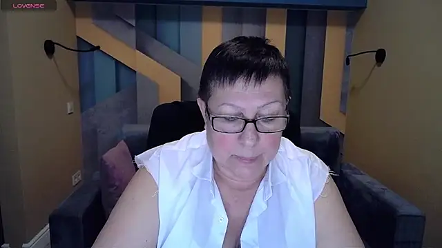 Snapshot of BarbaraTurners chatting on 01-03-25, 09:47 BarbaraTurners online show from 01-03-25, 09:47