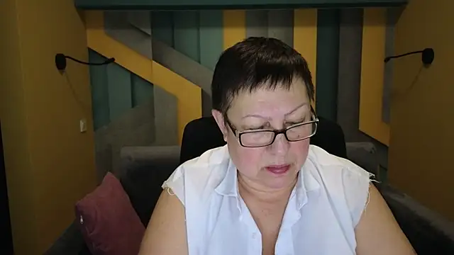 Snapshot of BarbaraTurners chatting on 01-06-25, 06:31 BarbaraTurners online show from 01-06-25, 06:31