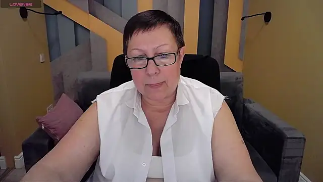 Snapshot of BarbaraTurners chatting on 01-11-25, 03:34 BarbaraTurners online show from 01-11-25, 03:34