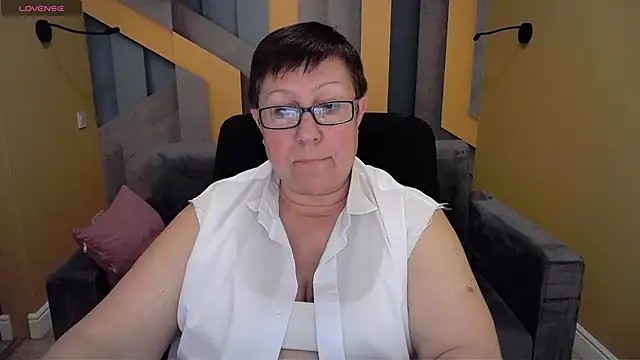 Snapshot of BarbaraTurners chatting on 01-12-25, 09:40 BarbaraTurners online show from 01-12-25, 09:40