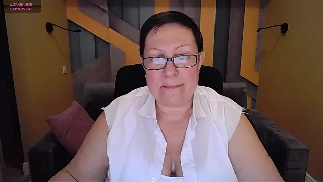 Snapshot of BarbaraTurners chatting on 01-29-25, 06:28 BarbaraTurners online show from 01-29-25, 06:28