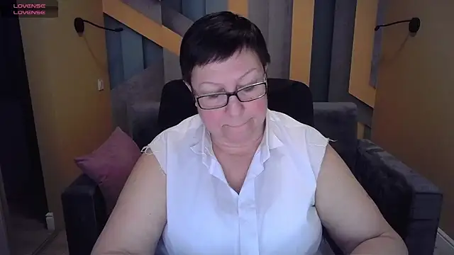 Snapshot of BarbaraTurners chatting on 02-04-25, 01:23 BarbaraTurners online show from 02-04-25, 01:23