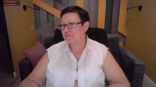 Snapshot of BarbaraTurners chatting on 02-06-25, 05:35 BarbaraTurners online show from 02-06-25, 05:35