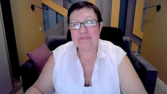 Snapshot of BarbaraTurners chatting on 02-11-25, 03:29 BarbaraTurners online show from 02-11-25, 03:29