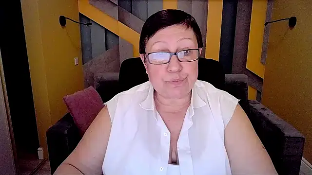 Snapshot of BarbaraTurners chatting on 02-15-25, 05:30 BarbaraTurners online show from 02-15-25, 05:30