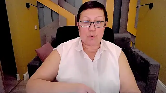 Snapshot of BarbaraTurners chatting on 02-17-25, 12:32 BarbaraTurners online show from 02-17-25, 12:32