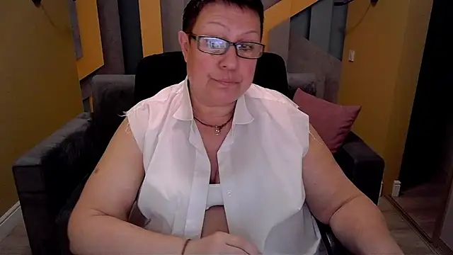 Snapshot of BarbaraTurners chatting on 03-04-25, 01:34 BarbaraTurners online show from 03-04-25, 01:34