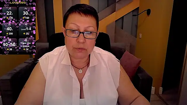 Snapshot of BarbaraTurners chatting on 03-05-25, 09:48 BarbaraTurners online show from 03-05-25, 09:48