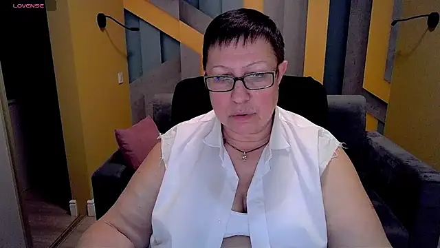 Snapshot of BarbaraTurners chatting on 03-11-25, 12:54 BarbaraTurners online show from 03-11-25, 12:54