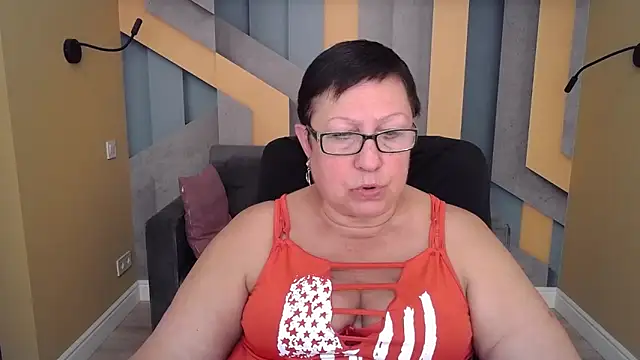 Snapshot of BarbaraTurners chatting on 10-06-25, 07:00 BarbaraTurners online show from 10-06-25, 07:00