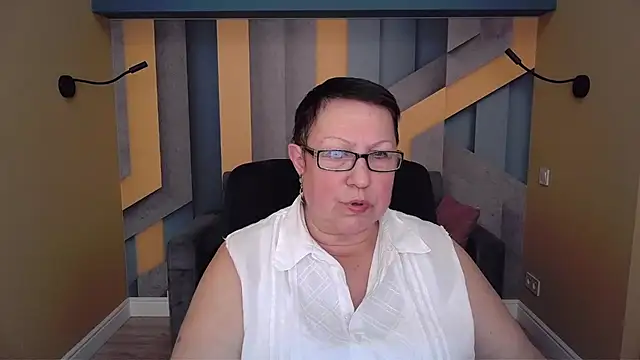 Snapshot of BarbaraTurners chatting on 11-19-25, 07:25 BarbaraTurners online show from 11-19-25, 07:25