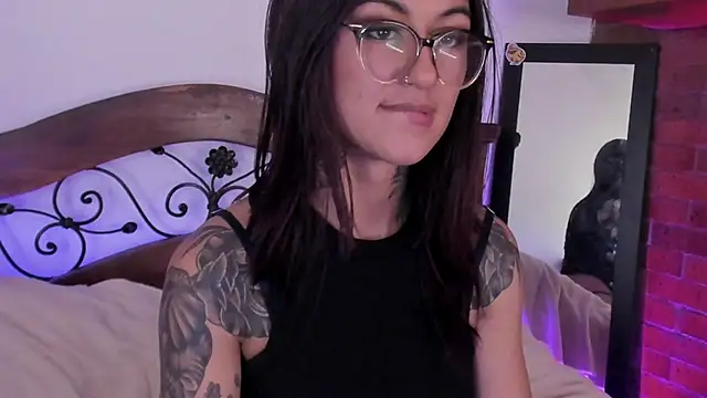 noemi foxxx online show from 01-30-25, 03:29