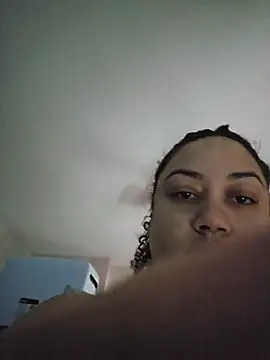 Snapshot of honeeyyy_pot chatting on 01-05-26, 07:50 honeeyyy pot online show from 01-05-26, 07:50