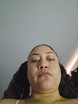 Snapshot of honeeyyy_pot chatting on 01-08-26, 11:51 honeeyyy pot online show from 01-08-26, 11:51