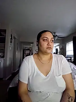 Snapshot of honeeyyy_pot chatting on 02-19-26, 12:50 honeeyyy pot online show from 02-19-26, 12:50