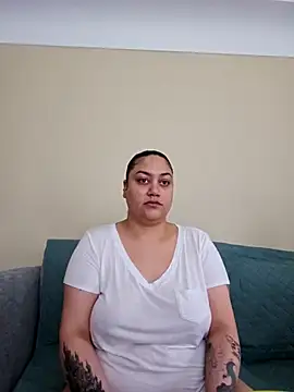 honeeyyy pot online show from 04-02-26, 07:44