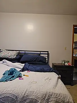 honeeyyy pot online show from 04-18-26, 04:16