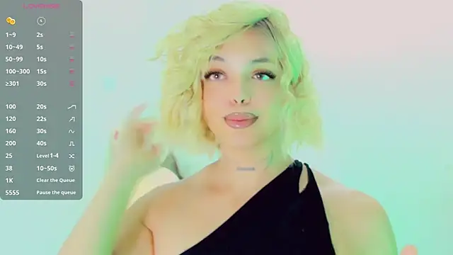 Emmaa Saenz  online show from 03-15-26, 12:05