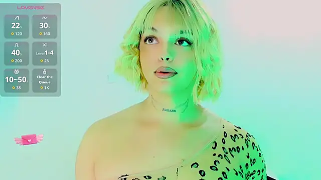 Emmaa Saenz  online show from 05-22-26, 10:15