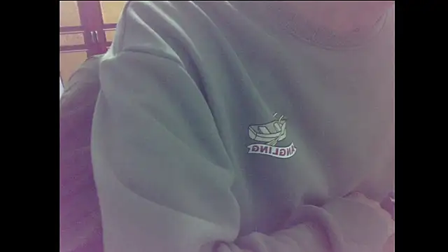 Snapshot of gray1103 chatting on 01-29-25, 12:56 gray1103 online show from 01-29-25, 12:56